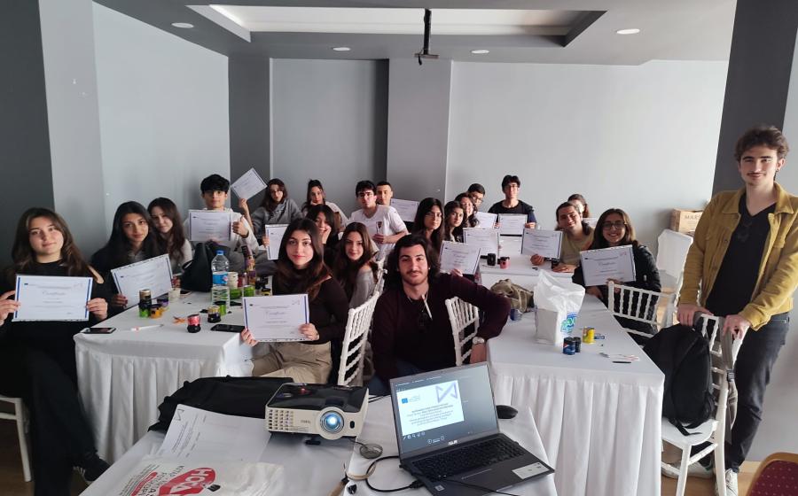 SUSTAINABLE LIVING THROUGH THE LENS